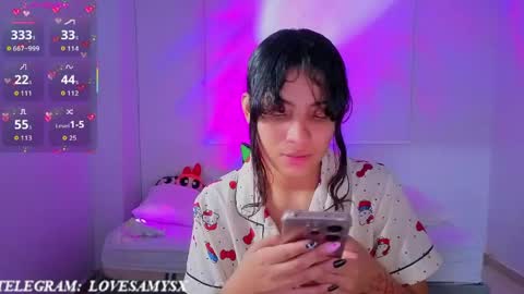 Helia Transfem and Amy online show from April 29, 2026, 2:37 am