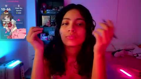 Helia Transfem and Amy online show from July 9, 2026, 1:53 am