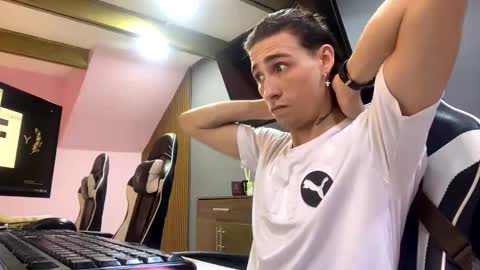 Eros online show from January 26, 2025, 10:57 pm