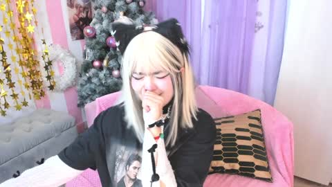 Snapshot of hell_fairy chatting on January 10, 2025, 3:18 am Laura online show from January 10, 2025, 3:18 am