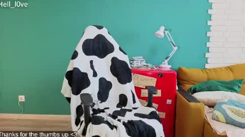 Snapshot of hell_l0ve chatting on June 13, 2026, 6:33 am Anastasiia online show from June 13, 2026, 6:33 am