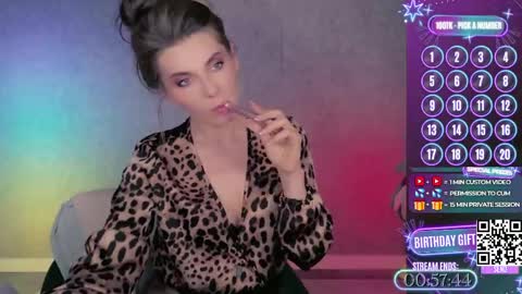 Snapshot of hell_on_heels_ chatting on May 29, 2026, 9:02 pm - show loyalty and subscribe - online show from May 29, 2026, 9:02 pm