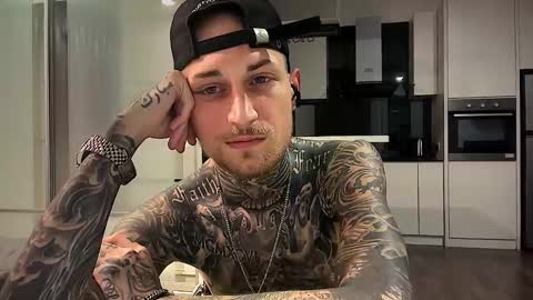 Snapshot of hellacozy chatting on February 11, 2026, 1:05 pm hellacozy online show from February 11, 2026, 1:05 pm