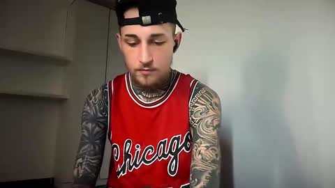 Snapshot of hellacozy chatting on March 1, 2026, 4:14 am hellacozy online show from March 1, 2026, 4:14 am