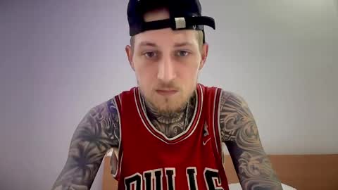 Snapshot of hellacozy chatting on April 5, 2026, 7:00 pm hellacozy online show from April 5, 2026, 7:00 pm