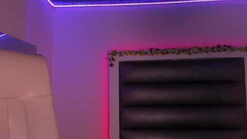 Snapshot of hellen__smith_ chatting on June 5, 2026, 9:31 pm hellen__smith_ online show from June 5, 2026, 9:31 pm