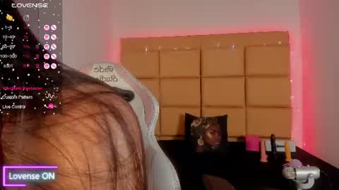Snapshot of hellen__smith_ chatting on June 29, 2026, 9:48 pm hellen__smith_ online show from June 29, 2026, 9:48 pm