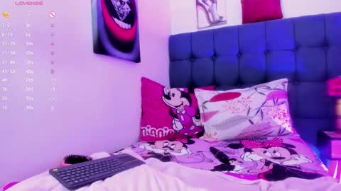 Snapshot of hellen_starx chatting on November 7, 2025, 2:39 pm hellen_starx online show from November 7, 2025, 2:39 pm