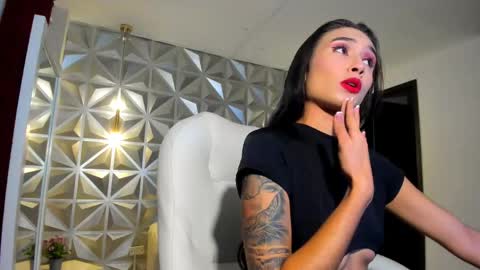 Hellen online show from April 23, 2026, 1:24 pm