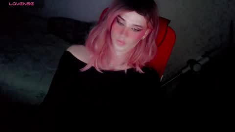 Snapshot of hellenspellman chatting on November 18, 2025, 4:55 pm Helen Spellman online show from November 18, 2025, 4:55 pm