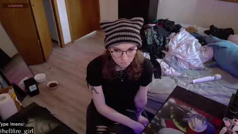 Snapshot of hellfire_girl chatting on March 20, 2026, 11:31 pm Hayley online show from March 20, 2026, 11:31 pm