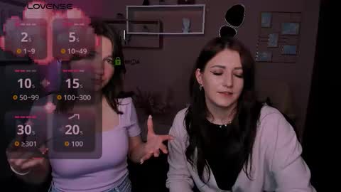 Helli online show from October 21, 2025, 8:09 pm