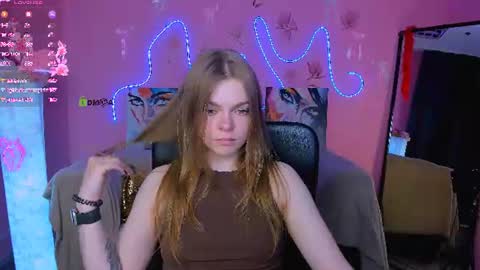 Helli online show from June 12, 2026, 7:24 pm