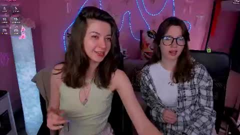 Helli online show from June 16, 2026, 7:16 pm