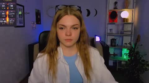Helli online show from June 19, 2026, 7:17 pm