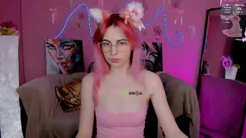 Snapshot of helli_belli chatting on July 11, 2026, 7:16 pm Helli online show from July 11, 2026, 7:16 pm