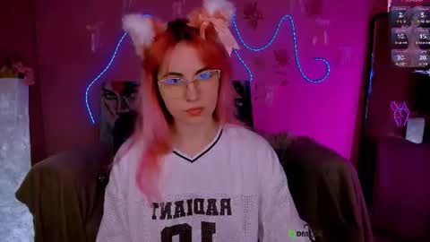 Snapshot of helli_belli chatting on July 14, 2026, 7:08 pm Helli online show from July 14, 2026, 7:08 pm