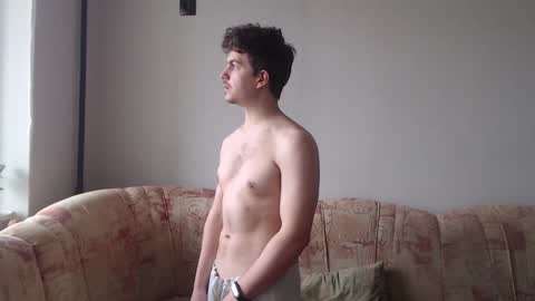 Snapshot of hellish_sugar chatting on February 3, 2025, 10:47 am Remy online show from February 3, 2025, 10:47 am