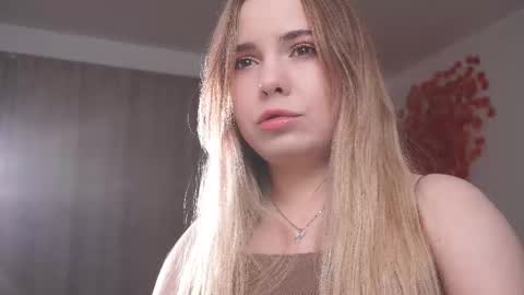 Snapshot of hello_taya chatting on October 9, 2025, 9:35 pm Taya online show from October 9, 2025, 9:35 pm