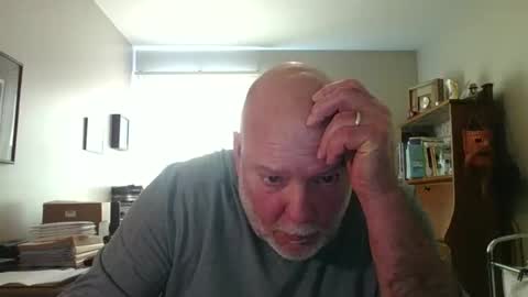 helloforfun111 online show from January 8, 2026, 3:14 pm