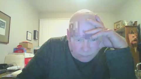 Snapshot of helloforfun111 chatting on April 12, 2026, 10:20 am helloforfun111 online show from April 12, 2026, 10:20 am
