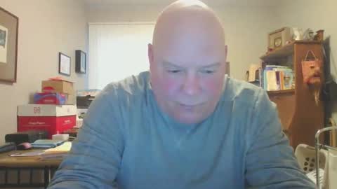 Snapshot of helloforfun111 chatting on April 27, 2026, 10:46 am helloforfun111 online show from April 27, 2026, 10:46 am