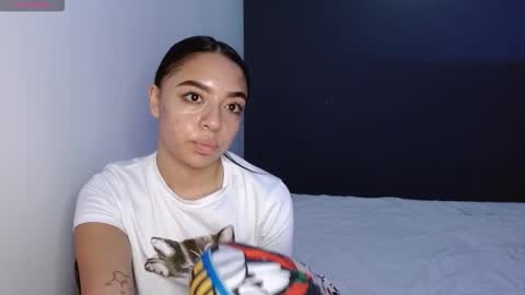 hellokitty_valery1 online show from September 24, 2025, 2:04 am