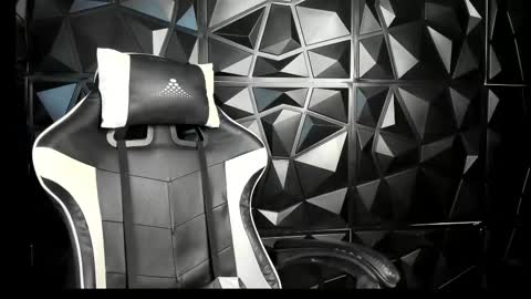 Snapshot of heluehorny13 chatting on March 12, 2025, 10:39 pm heluehorny13 online show from March 12, 2025, 10:39 pm