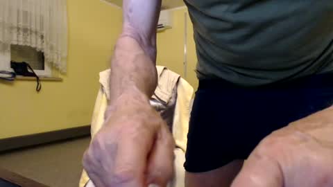 Snapshot of helvella chatting on June 27, 2026, 9:09 pm Helvell online show from June 27, 2026, 9:09 pm