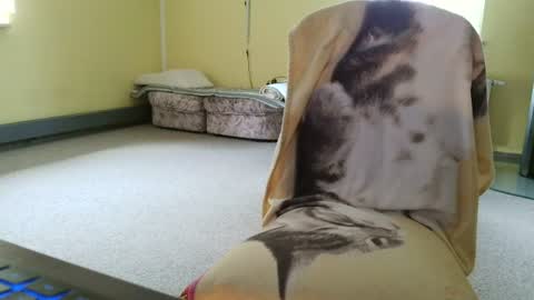 Snapshot of helvella chatting on August 4, 2026, 11:35 am Helvell online show from August 4, 2026, 11:35 am