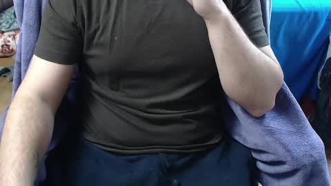 Snapshot of hendy2201 chatting on October 4, 2025, 1:42 pm Hendrik online show from October 4, 2025, 1:42 pm