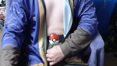 Snapshot of hendy2201 chatting on October 12, 2025, 1:48 am Hendrik online show from October 12, 2025, 1:48 am