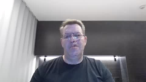 Snapshot of henrikrp1971 chatting on January 2, 2025, 9:07 pm henrikrp1971 online show from January 2, 2025, 9:07 pm