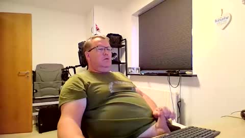 Snapshot of henrikrp1971 chatting on November 13, 2025, 3:00 pm henrikrp1971 online show from November 13, 2025, 3:00 pm