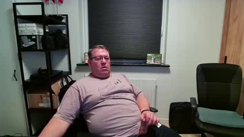Snapshot of henrikrp1971 chatting on March 15, 2026, 9:54 pm henrikrp1971 online show from March 15, 2026, 9:54 pm