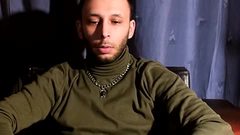 HenryAxe online show from December 4, 2024, 9:57 pm