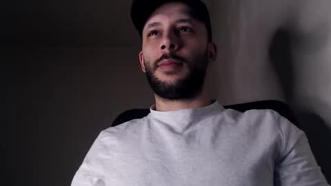 HenryAxe online show from November 16, 2025, 9:59 am