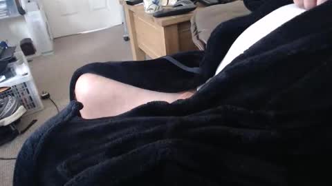 henryjxxx online show from May 6, 2026, 9:36 am