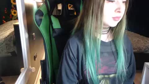 Snapshot of hentaishiing chatting on July 21, 2026, 2:08 pm Hentaishiing online show from July 21, 2026, 2:08 pm