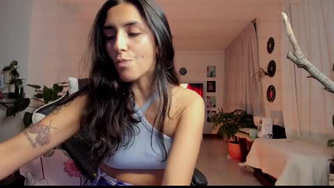 Snapshot of hera_069 chatting on January 18, 2025, 2:25 am Hello I am Valentina independent Colombian model I love sensuality and pleasure welcome online show from January 18, 2025, 2:25 am