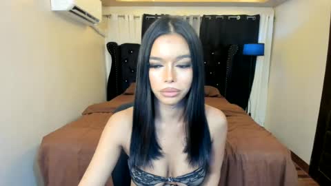 Snapshot of herafox chatting on July 6, 2026, 3:03 pm HeraFox online show from July 6, 2026, 3:03 pm