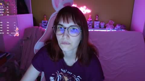 Snapshot of heraluna_ chatting on June 11, 2026, 7:56 pm HeraLuna online show from June 11, 2026, 7:56 pm