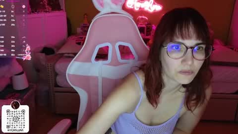 Snapshot of heraluna_ chatting on August 3, 2026, 7:50 pm HeraLuna online show from August 3, 2026, 7:50 pm