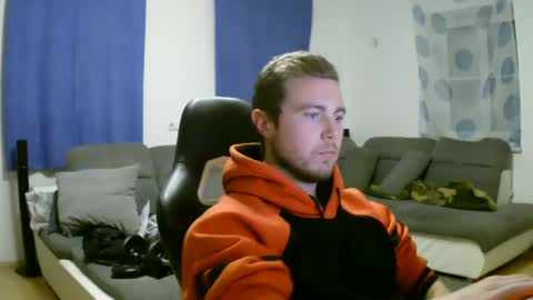 Snapshot of herbstenden chatting on January 27, 2025, 9:11 pm John Pearl online show from January 27, 2025, 9:11 pm