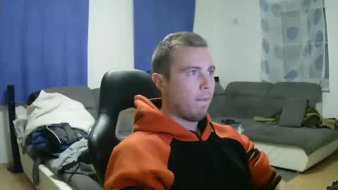 Snapshot of herbstenden chatting on February 13, 2025, 9:38 pm John Pearl online show from February 13, 2025, 9:38 pm