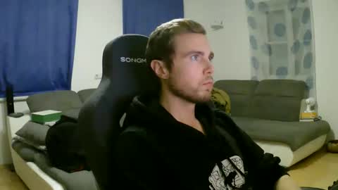 John Pearl online show from February 9, 2026, 9:08 pm