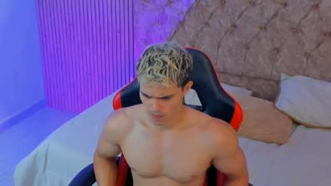Snapshot of hercules_12345 chatting on June 23, 2026, 3:04 am Hercules online show from June 23, 2026, 3:04 am