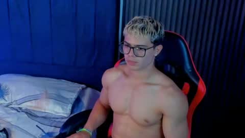 Snapshot of hercules_12345 chatting on June 25, 2026, 4:12 am Hercules online show from June 25, 2026, 4:12 am