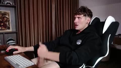 Gregblonde  Alextattoo online show from September 28, 2025, 2:17 am