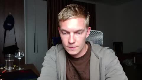 Gregblonde  Alextattoo online show from September 28, 2025, 2:22 pm